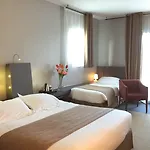 Western Gergovie Hotel
