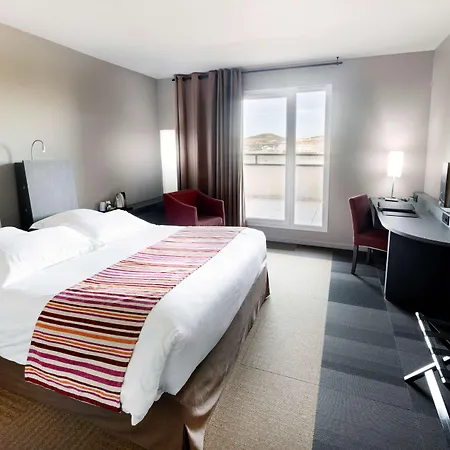 Western Gergovie Hotel 4*