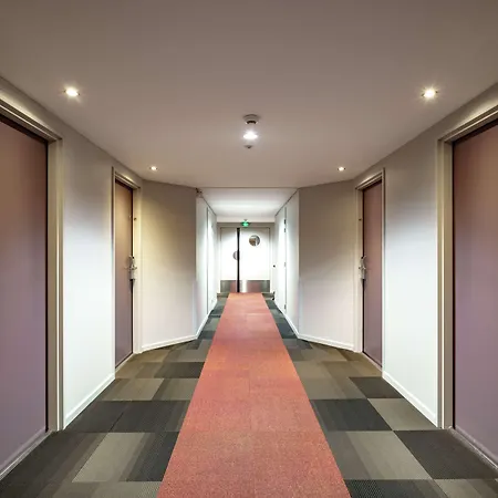 Western Gergovie Hotel