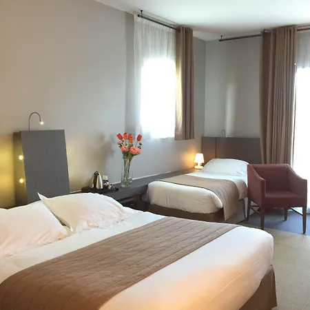 Western Gergovie Hotel