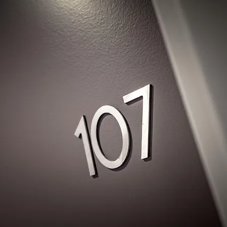 Western Gergovie Hotel