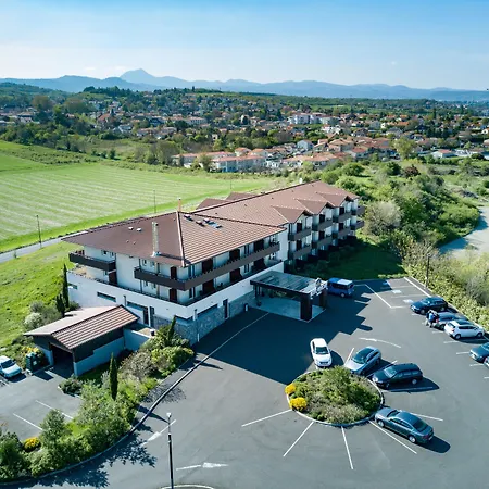 Western Gergovie 4* Perignat-les-Sarlieve