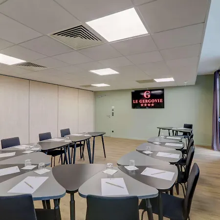 Western Gergovie Hotel 4*