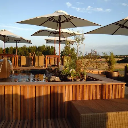Western Gergovie Hotel