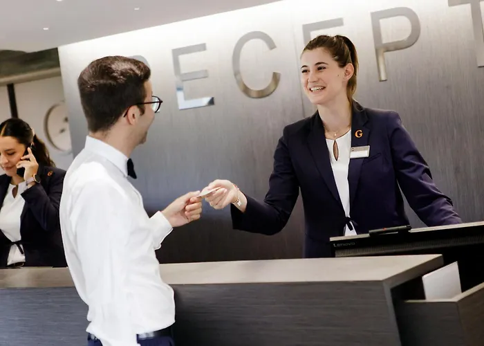 Western Gergovie Отель 4*